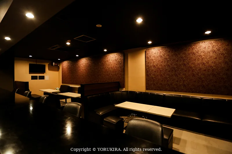 Lady's Bar aun