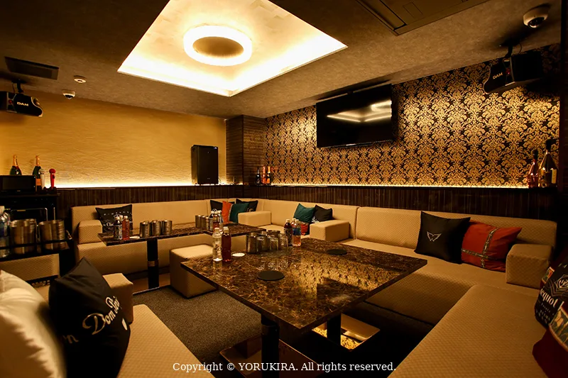 CLUB VOICE