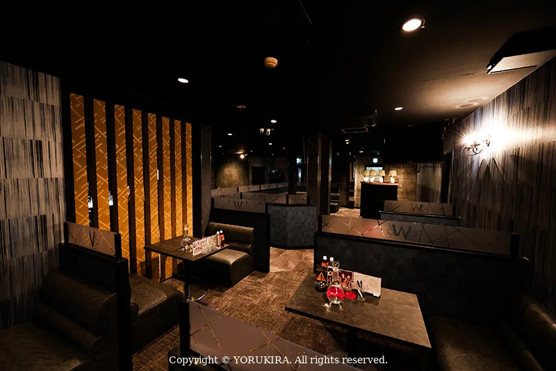 NEW CLUB W