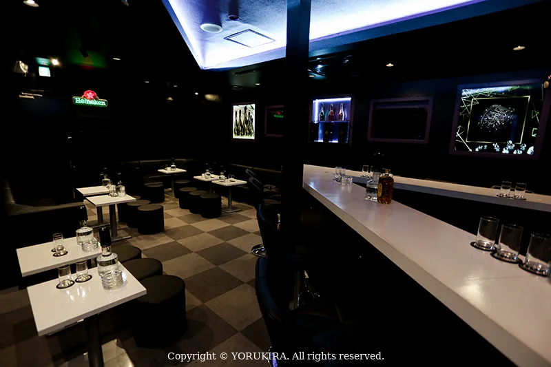 NEW Girl's Bar First